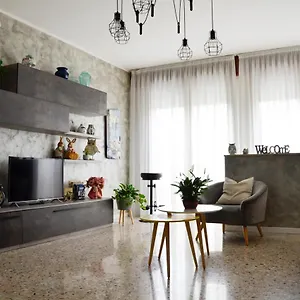  Apartment Ciclamino